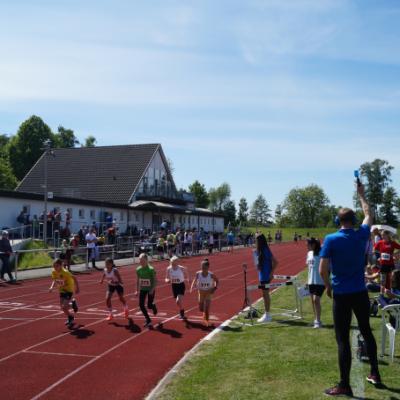 2025 05 10 Startvorbereitung 800 M Kinder V1.jpg