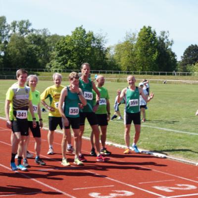 2025 05 10 Startvorbereitung 800 M Manner V1.jpg